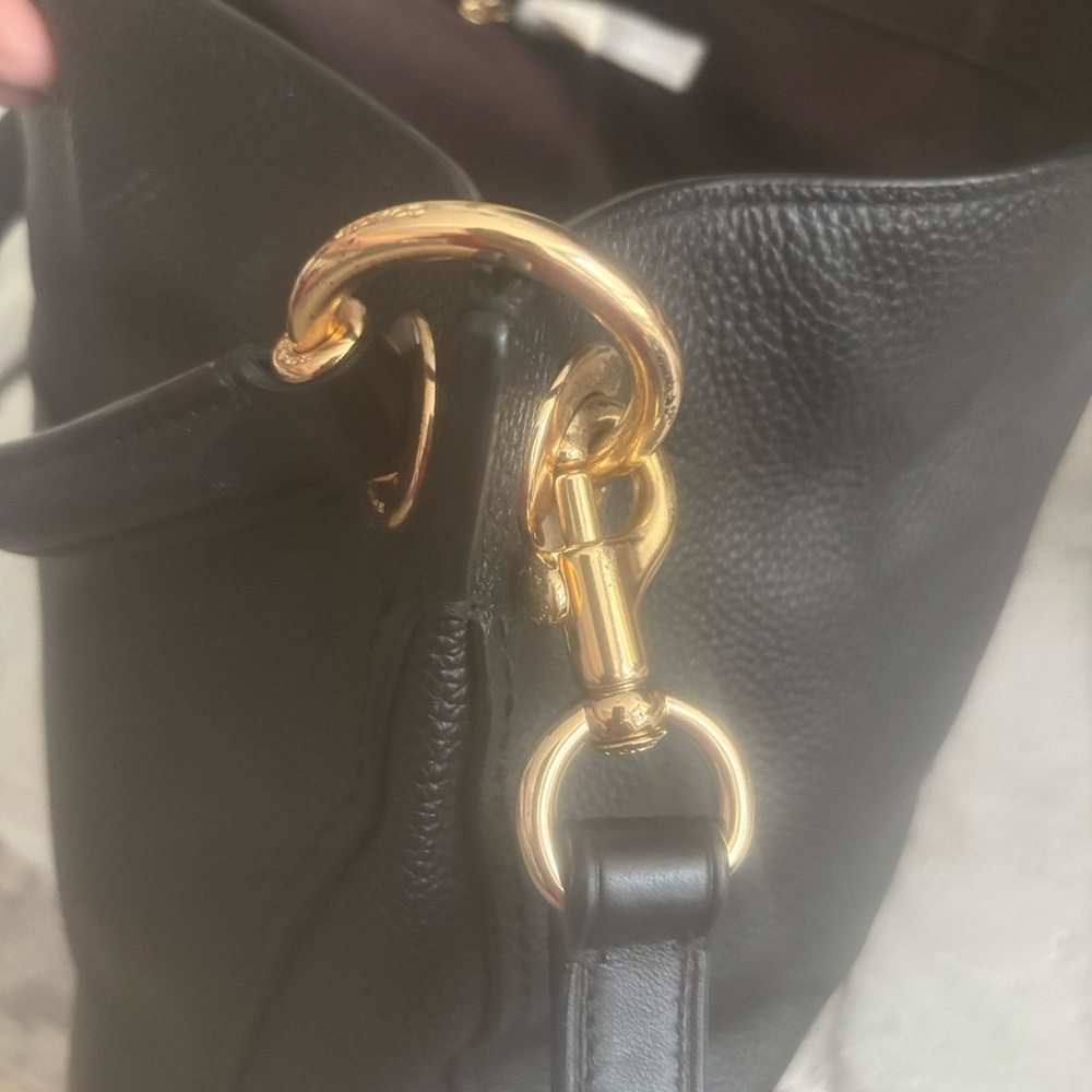 Coach Vintage Black pebbled leather shoulder bag, excellent condition! - Picture 11 of 13
